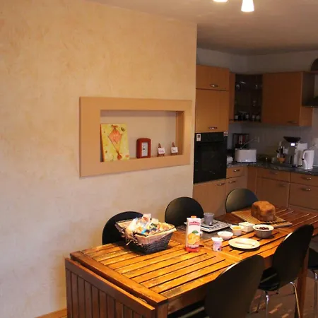 Au Coeur Du Vignoble Sur 住宿加早餐酒店