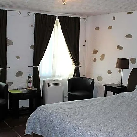 Au Coeur Du Vignoble Sur Bed & Breakfast 4*