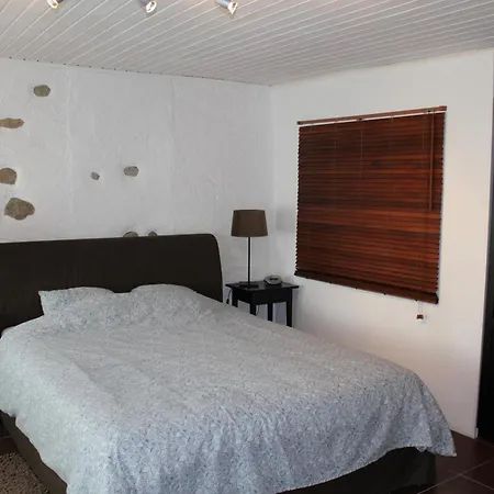 Bed and Breakfast Au Coeur Du Vignoble Sur