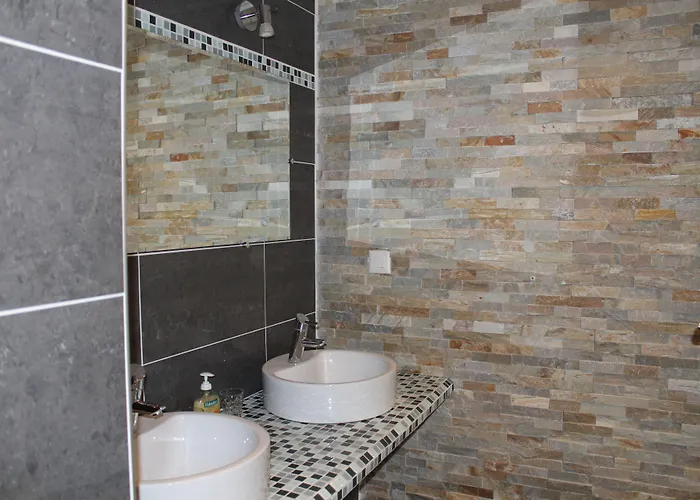 Au Coeur Du Vignoble Sur 4* Bursins