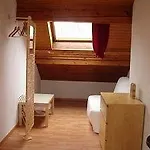 Bed & Breakfast Au Coeur Du Vignoble Sur 4*