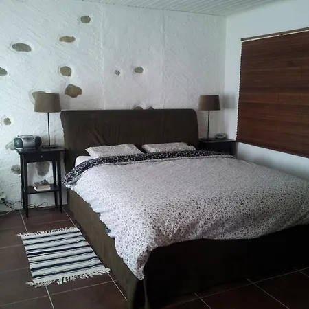 Bed & Breakfast Au Coeur Du Vignoble Sur