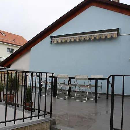 Au Coeur Du Vignoble Sur Bed & Breakfast Bursins